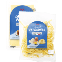 Illustration av Färsk Fettuccine/Lasagneplattor