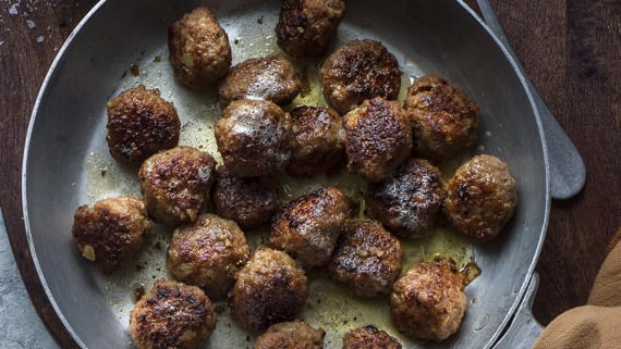 Köttbullar med nejlika