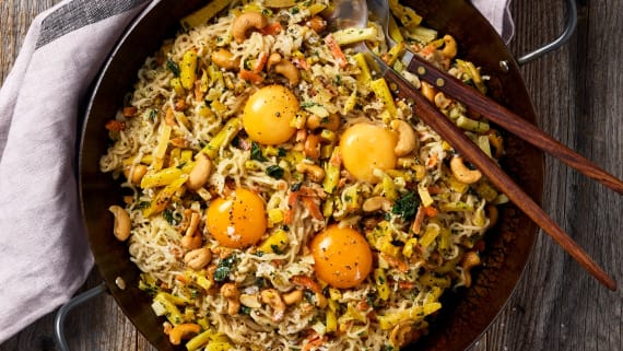Krämig vego wok med nudlar