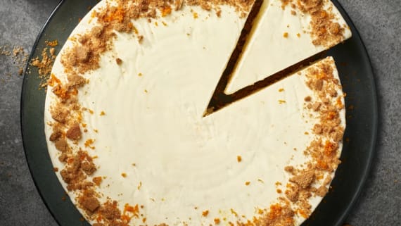 Fryst cheesecake med apelsin och pepparkaka