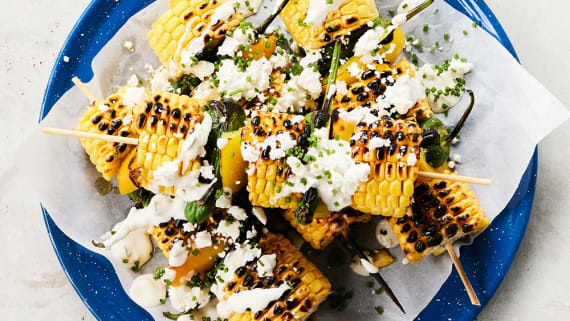 Majsspett med salsa blanca