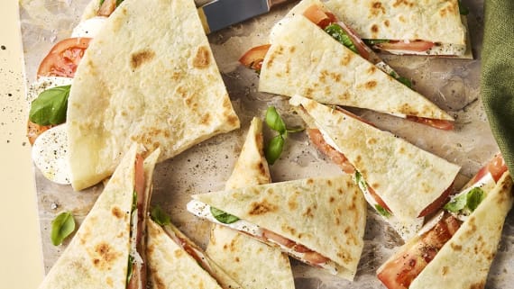 Piadina caprese