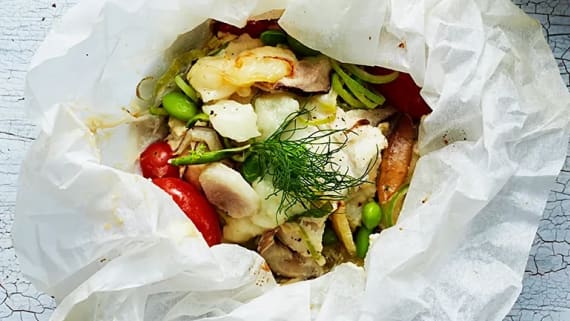 Torsk i paket med jordärtskocka och chèvre