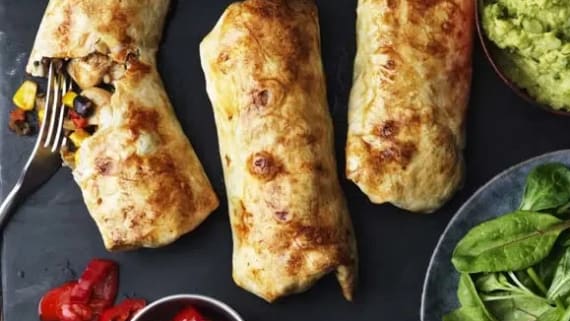Chimichangas - gratinerade burritos med kycklingröra
