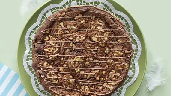 Kladdkaka med mjölkchoklad och valnötter