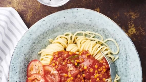 Linsbollo med spaghetti