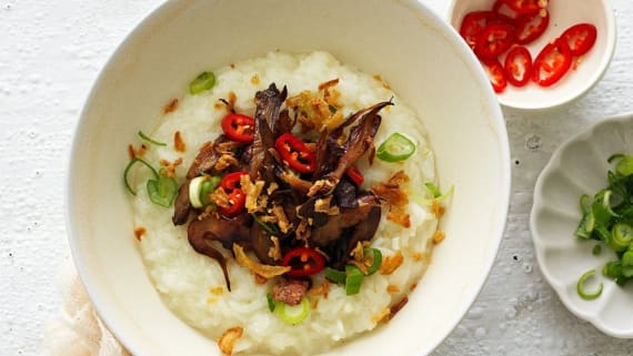 Congee – Asiatisk risgröt med ingefärssvamp