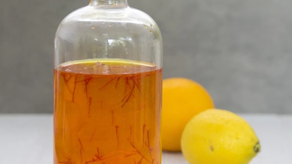 Citrus- och saffranssnaps