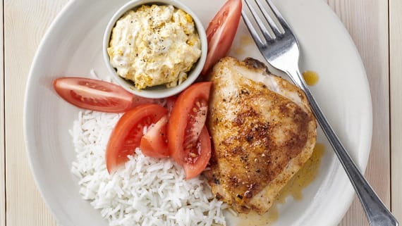 Kycklinglår med currydipp och ris