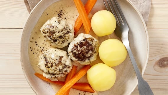 Köttfärsbiffar med gräddsås