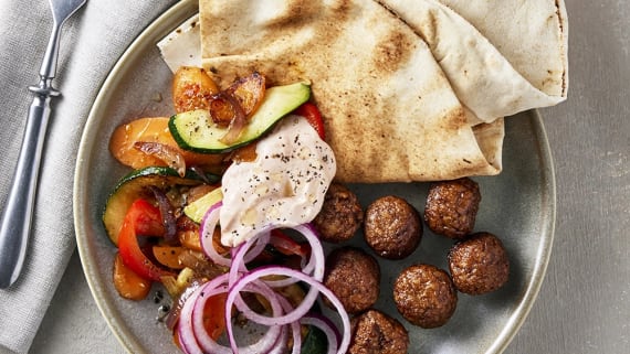 Vegobollar med libabröd och varma grönsaker