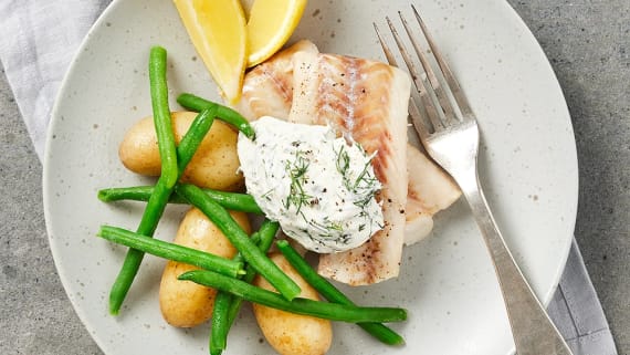 Ugnsbakad fisk med citronsås
