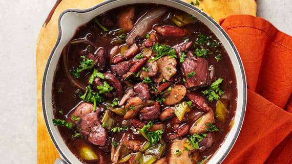 Coq au vin på kycklingfilé