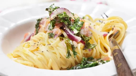 Gravad laxpasta med citron och grönkål