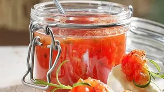 Tomat- och rosmarinmarmelad