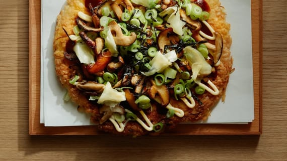 Okonomiyaki - kålpannkaka med svamp
