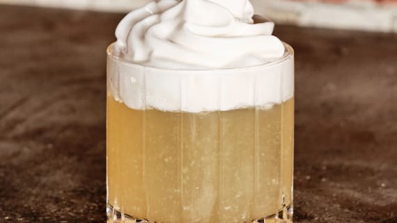 Glöggdrink med ingefärsskum