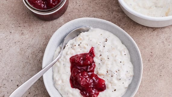 Havrefrutti med plommonkompott