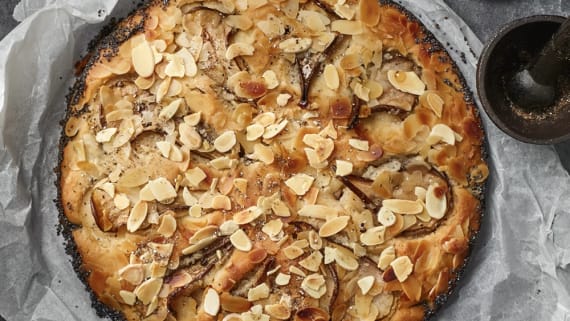 Päronkaka med kardemumma