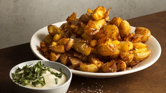 Friterad färskpotatis med dragonmajonnäs