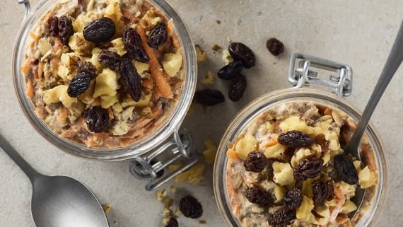 Overnight oat “Morotskaka”