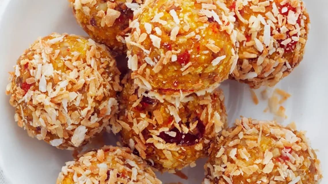 Morotsbollar med mandel, kardemumma och citron