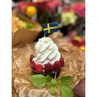 Illustration av Kladdkaka med glass