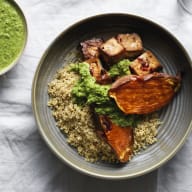 sötotatis i ugn med quinoa och tofu