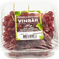 En plastförpackning med vindruvor och en etikett som visar texten 