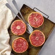 Karamelliserad grapefrukt på plåt