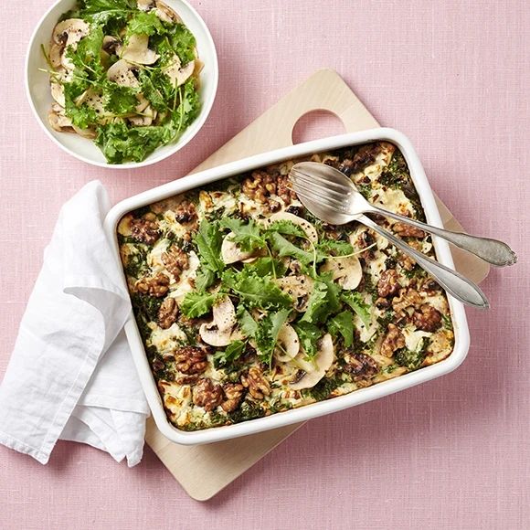 Grönkålsfrittata med fetaost och valnötter Grönkålsfrittata med fetaost och valnötter