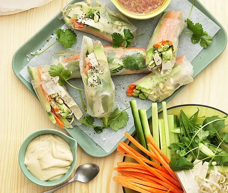 Sås Rispapper Rispappersvårrullar med ingefärsdipp | Recept ICA.se