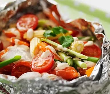 Asiatisk fisk i folie | Recept ICA.se