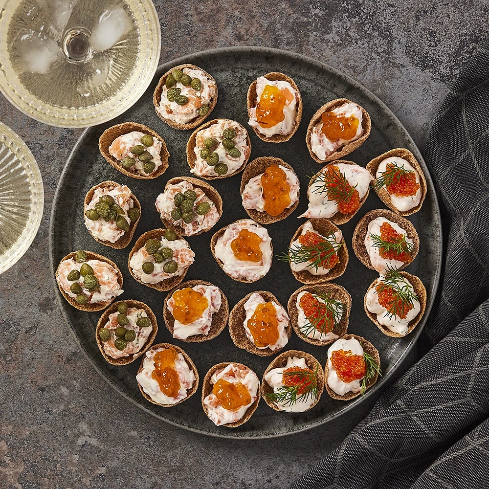Rågcrisps med tre olika toppings | Recept ICA.se