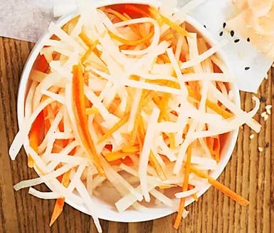 Rättika- och morotssallad | Recept ICA.se