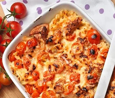 Pastagratäng med kyckling