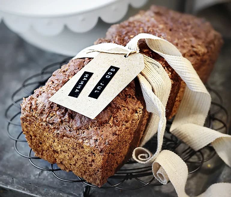 Bröd med lingon och vört | Recept ICA.se