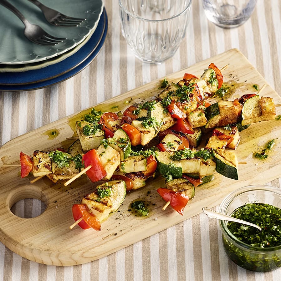 Grillostsspett med persilja och chili