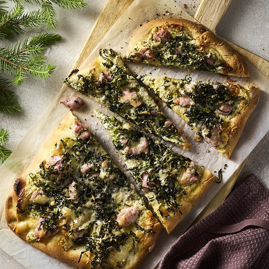 Grönkål och salsicciapinsa med parmesan