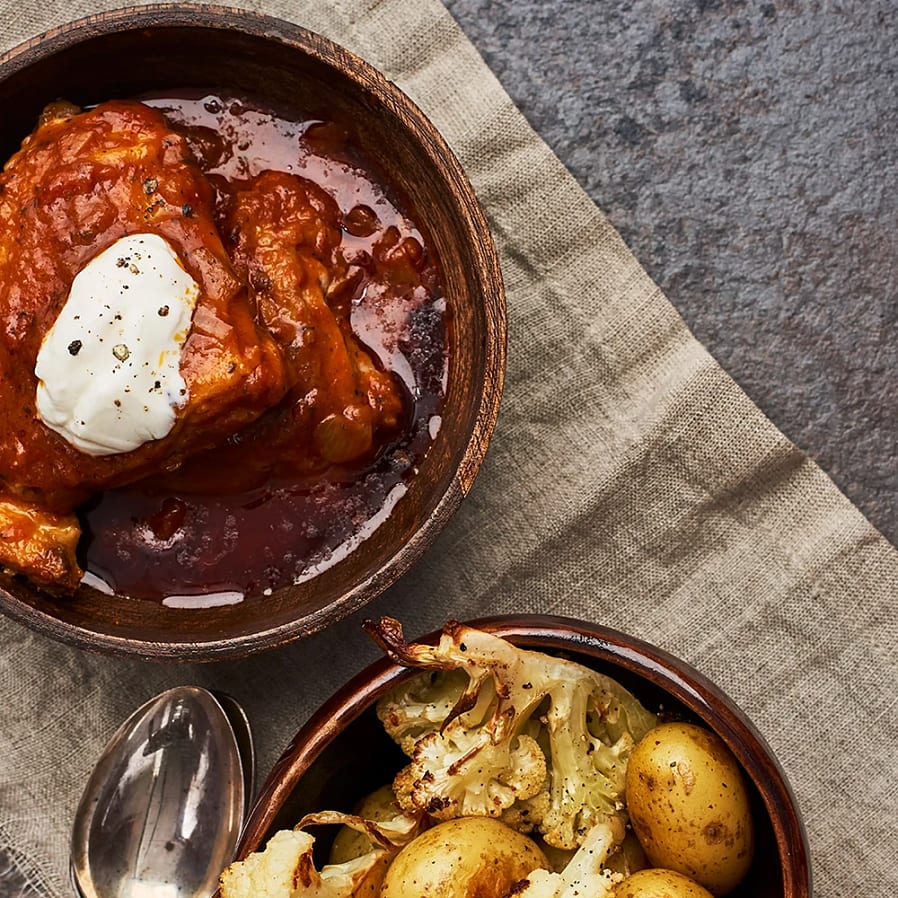 Indisk kycklinggryta med rostad blomkål