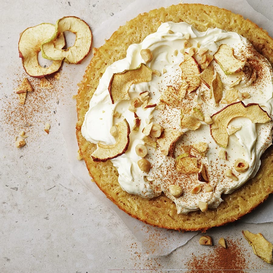 Äppelkladdkaka med kanelfrosting