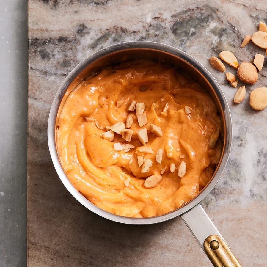 Rökt paprikahollandaise med mandel och olivolja