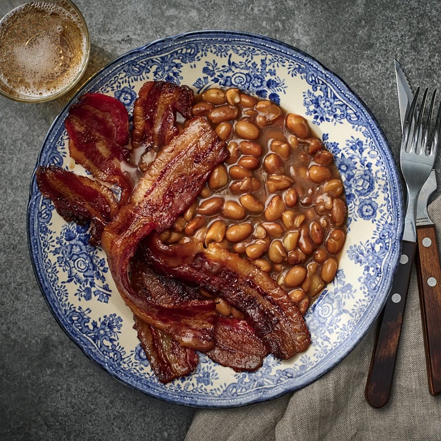 Bruna bönor med stekt fläsk