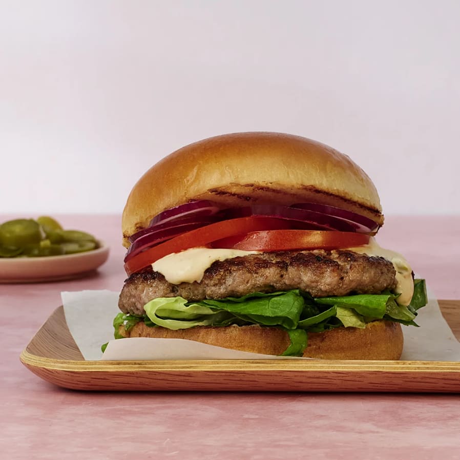 Maffiga hamburgare med chilidressing