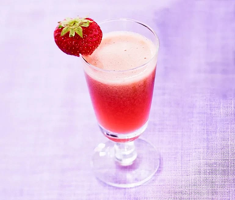 Söt dröm- Juice på jordgubbar och päron