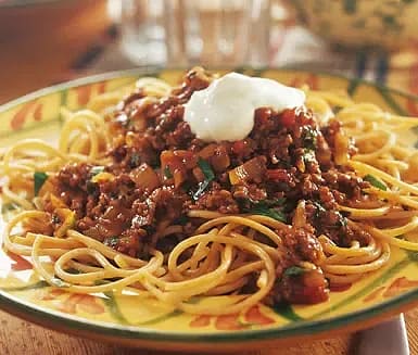 Mustig köttfärssås med pasta