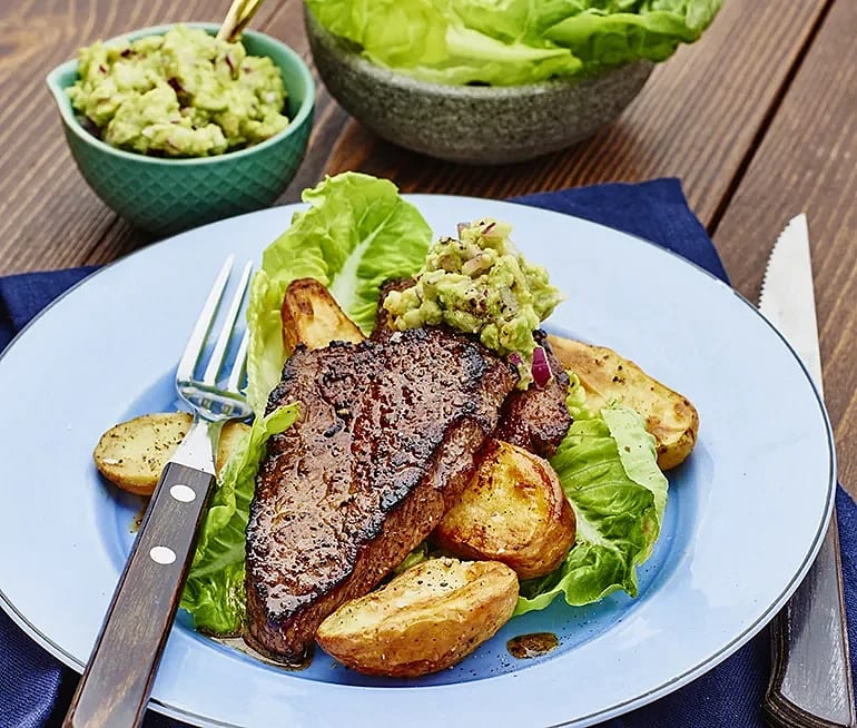 Kryddig rostbiff med guacamole