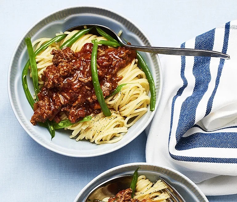 Spaghetti med köttfärssås och haricots verts