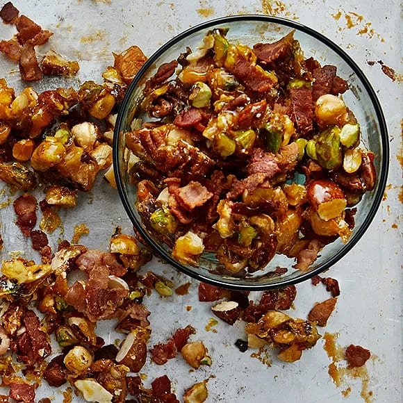 Kanderade nötter med bacon