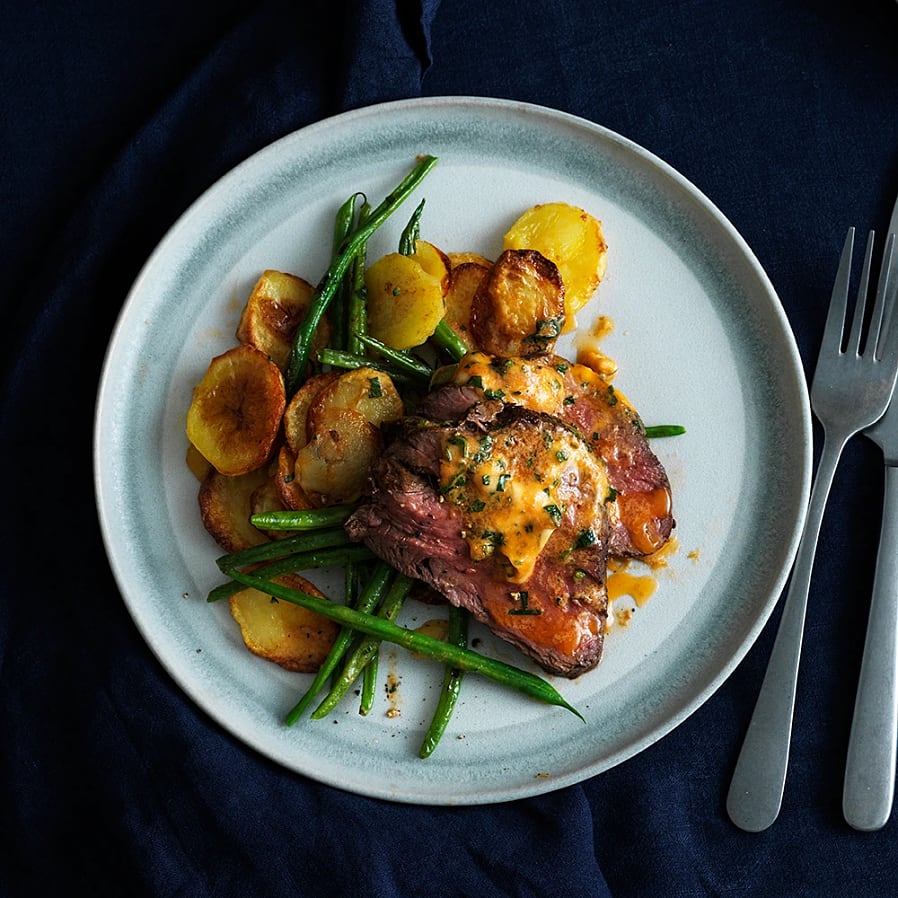 Oxfilé med café de paris-smör och rostad potatis | Recept ICA.se